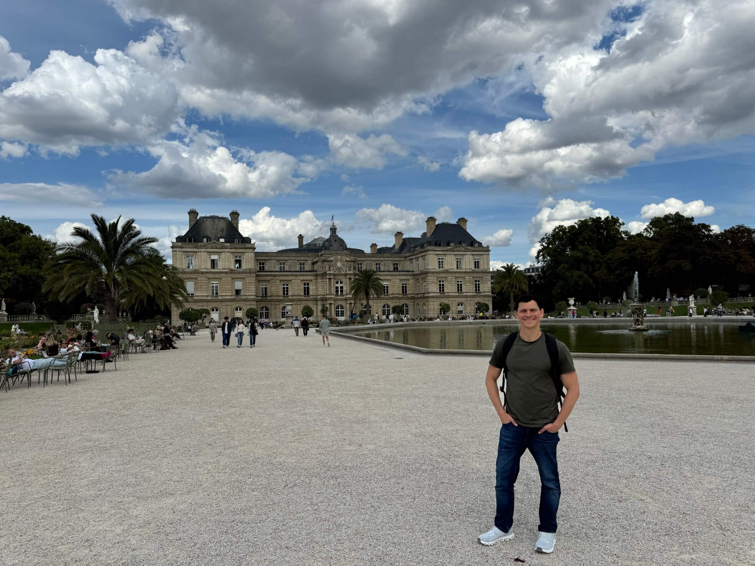 nomadic matt in front of the luxembourg gardens